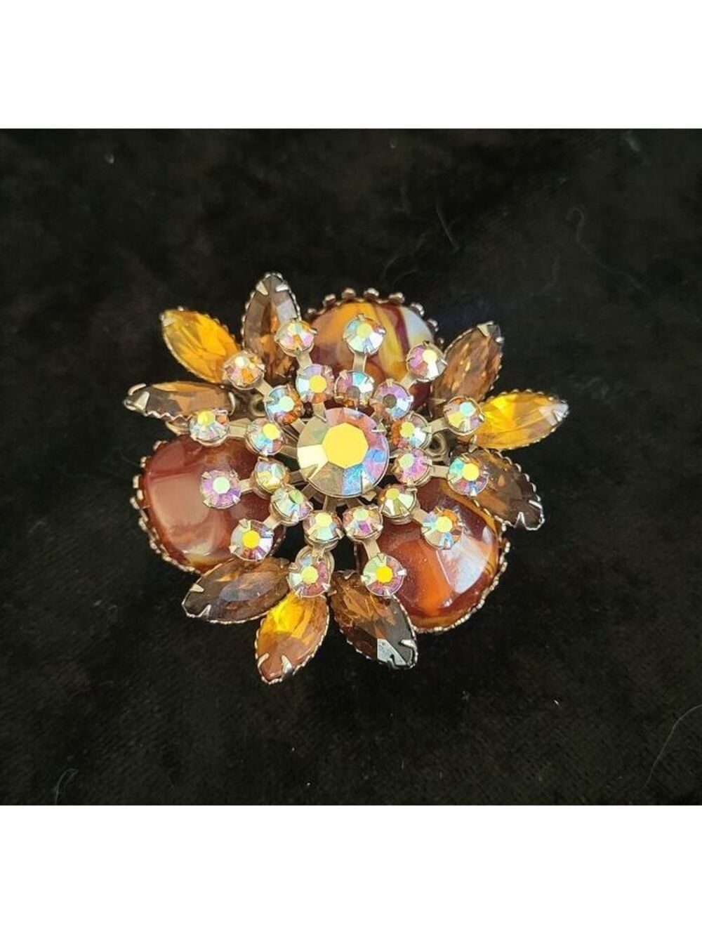 Vintage Judy Lee Brooch. Colorful Elegance.